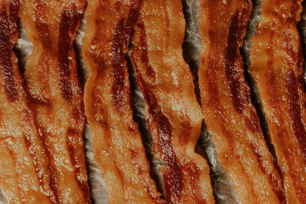 unsplash_VVtVBLKkrik_bacon.jpg.jpg.jpg.webp