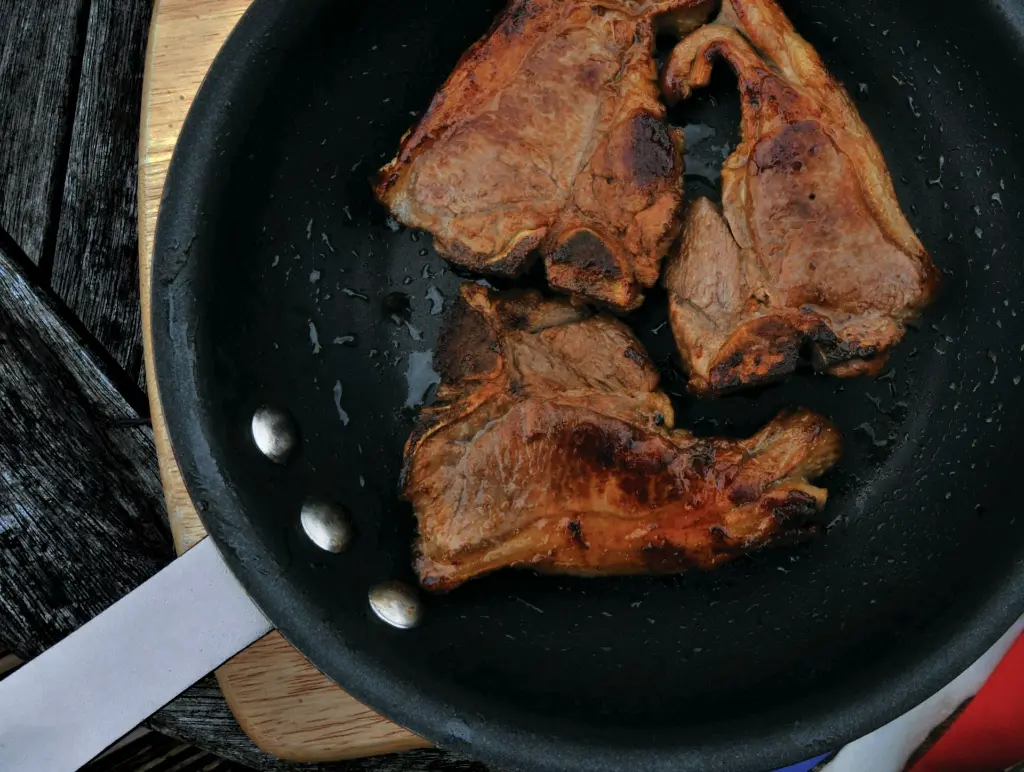 unsplash_sEVyWOg5M2s_lamb chop.webp