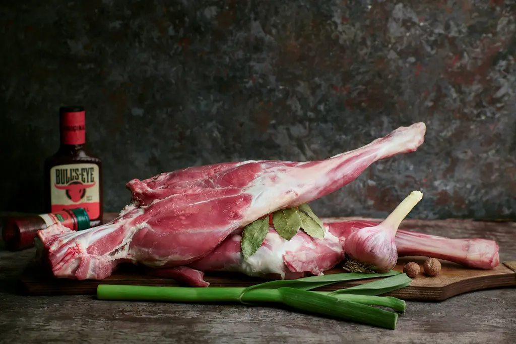 unsplash_s5MCHa20XDY_lamb chop.jpg.jpg.webp